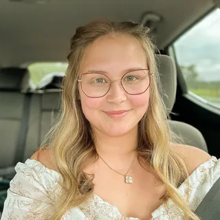 Olivia W.