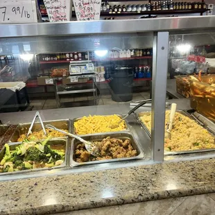 The food bar for their sides and other dishes, ie. pig feet, turkey necks, turkey wings.