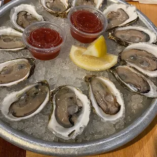 Fresh oysters