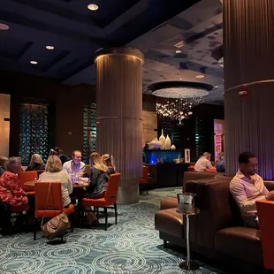 Todd English’s Bluezoo Lounge