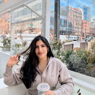 Sara S.