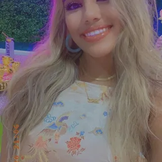 Luisa R.