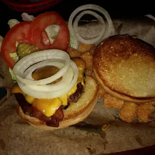 Todd's Tavern and Cafe