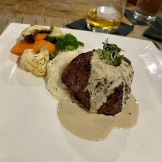 Grilled Center Cut Filet of Beef