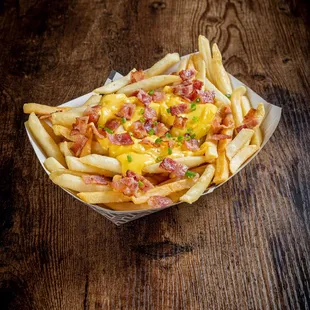 ries with cheese and bacon