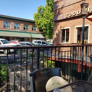 a table and chairs outside a restaurant