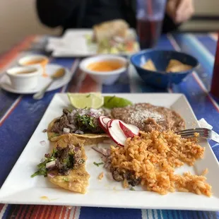 Taco carne Asada plate