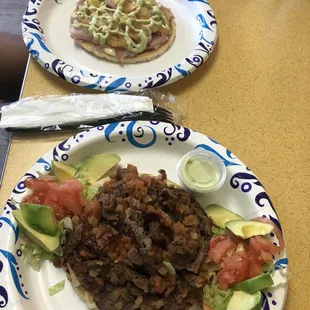 Top Hawaiian arepa, bottom arepa de bistec