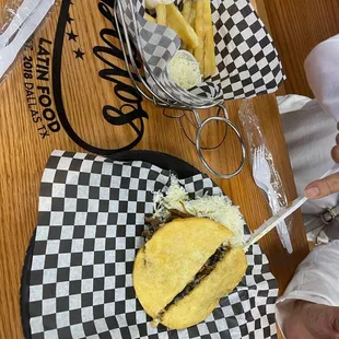 Pabellon Arepas and papa de yucas