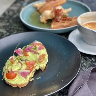 Avocado y
