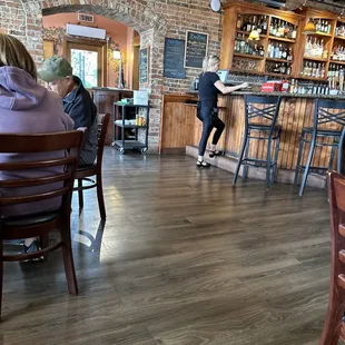 Great Services here ! Come Enjoy