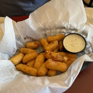 Fried cheese curds