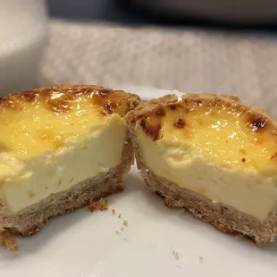 Egg tart cross section