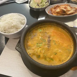 Spicy Seolleongtang