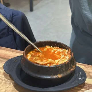 Kimchi Tofu ()