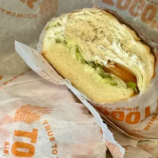 Tuna, white bread w/ Swiss 6"