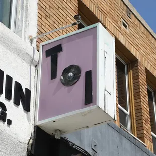 Instagram: @eat_saw_telle