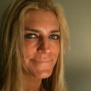 Leslie D.