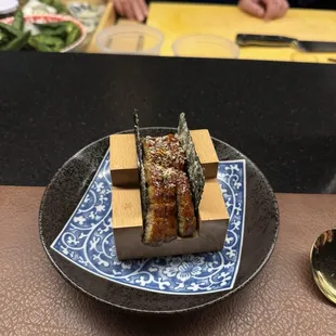 Eel handroll