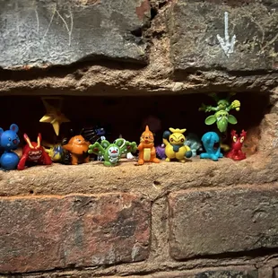 Pokémon Hollow design element