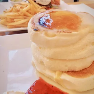 Eggs Benedict Burger