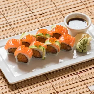 Double Salmon Roll