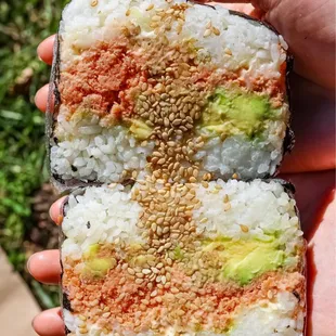 Salmon Avocado Onigirazu (@joeynht)
