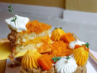 Là Lá Bakeshop