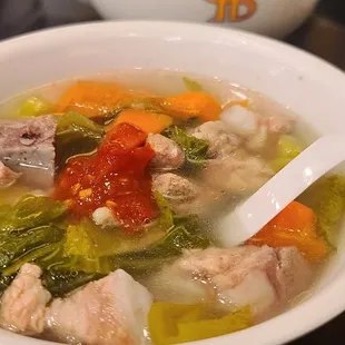 Mustard green with pork riblets soup