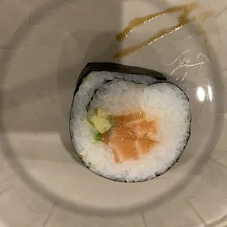 Salmon Roll*