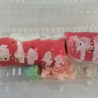 Tuna Roll*