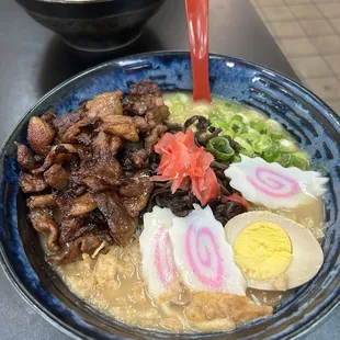 Tonkotsu with spicy pork!