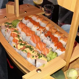 sushi, sashimi, sushi and sashimi, food