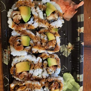 Eel and avocado roll