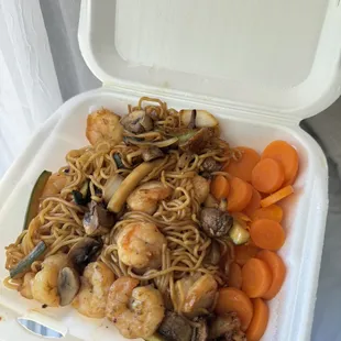 Teriyaki Shrimp (Zucchini, Onion &amp; Mushroom)