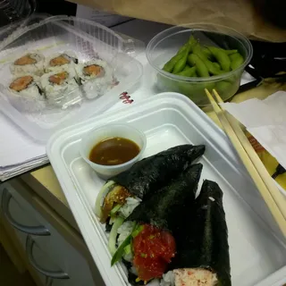 Spicy Hamachi Roll