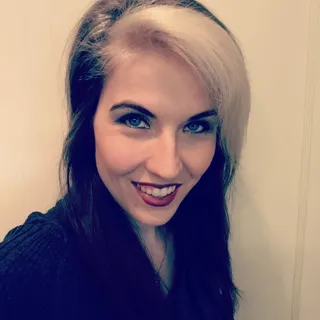 nicole b.