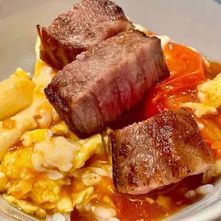 Wagyu over tomato