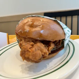Tokyo Chicken Sandwich & Chips