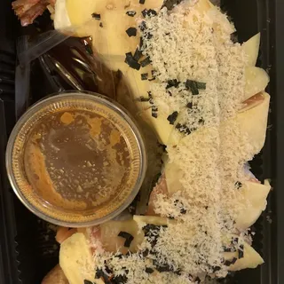 T5 Mango Salmon Roll *