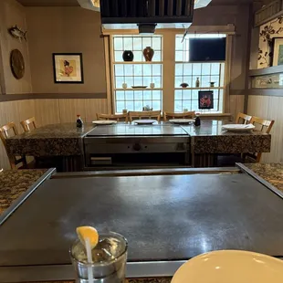 Tepenyaki table