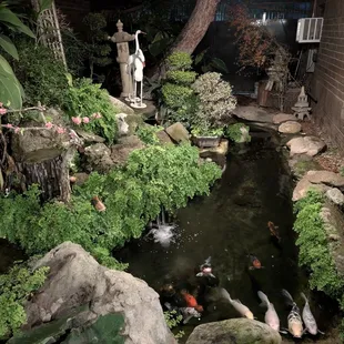 outside, ramen and noodles