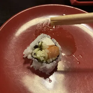 Philly Roll - sushi isn&apos;t tight wrapped &amp; falls apart easily when using chop sticks