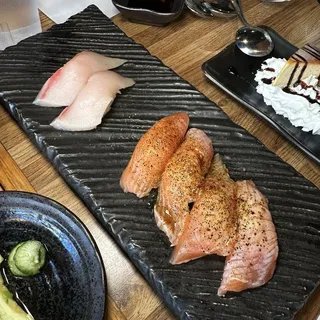 Lemon pepper Salmon Sushi