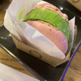 Macaroon Ice Cream Green Tea