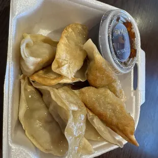 The gyoza were very nice.