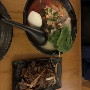 Spicy ramen and bulgogi combo