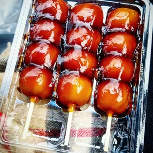 大好きなみたらし団子ゲット!