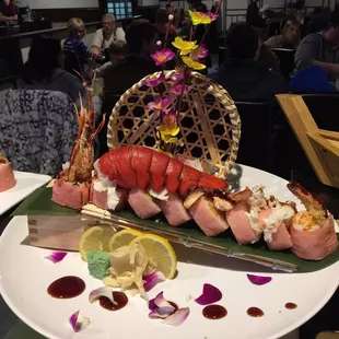 sushi and sashimi, sashimi, sushi, food