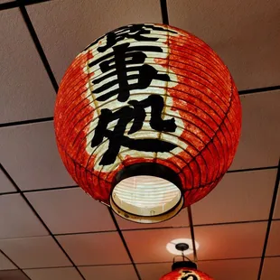 Love the pretty atmosphere. So soothing with soft music in background.